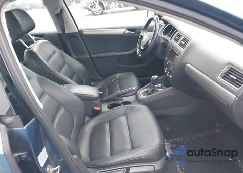 2015 Volkswagen Jetta 1.8T Se from USA, damaged, VIN 3VWD17AJ8FM251530